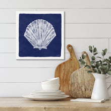 Load image into Gallery viewer, 2-Scallop Shell