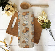 Load image into Gallery viewer, Pumpkin Vine Pattern Hand Towel | Fall Harvest Kitchen Hand Towel